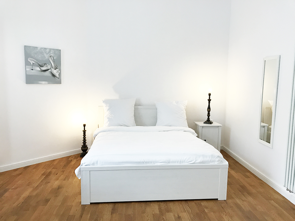 perfect-stay-white-studio