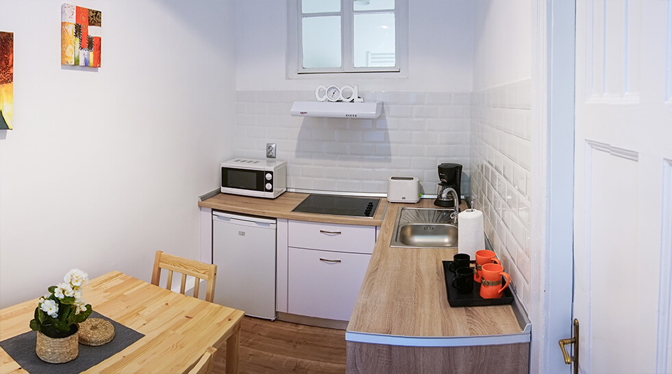 perfect-stay-white-studio