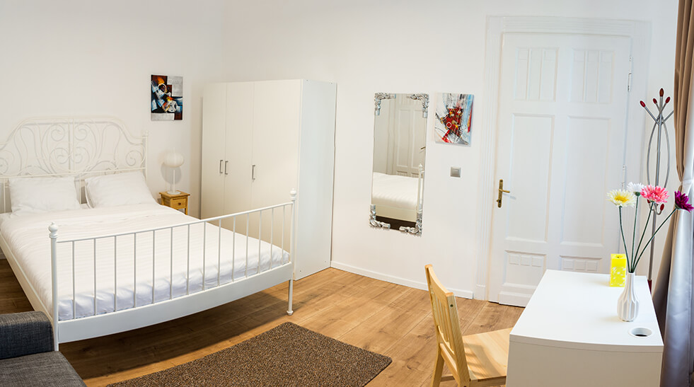 perfect-stay-white-studio