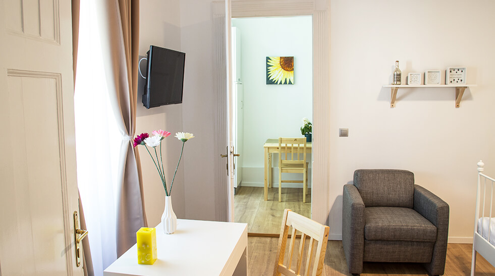 perfect-stay-white-studio